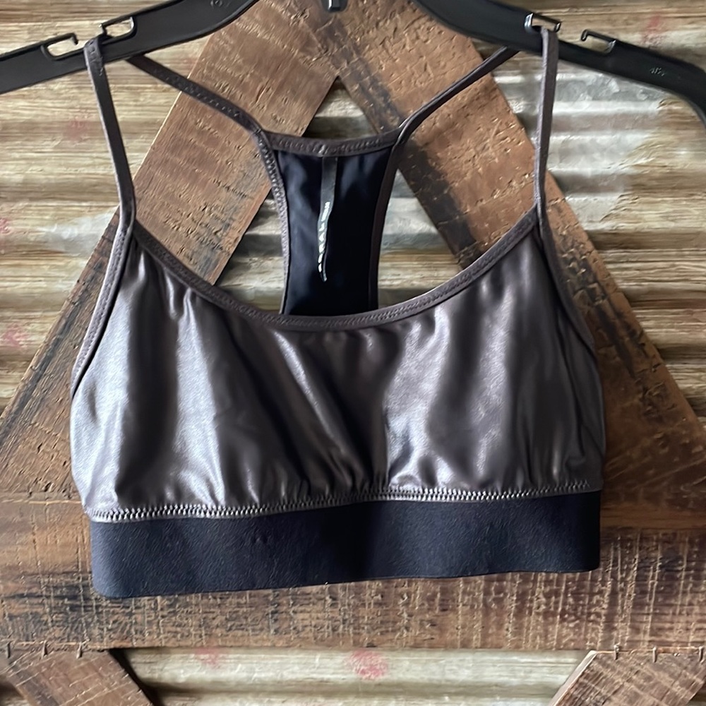 KORAL sports bra